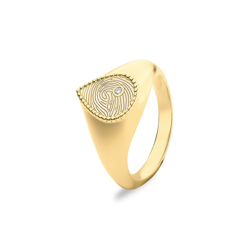Tear Signet Ring Diamond